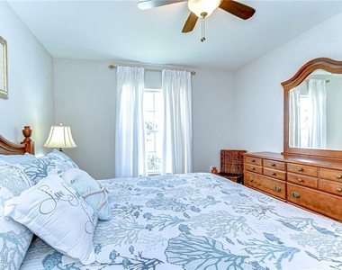 6731 Castle Green Place - Photo Thumbnail 28