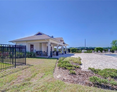 6731 Castle Green Place - Photo Thumbnail 43