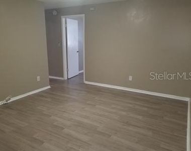928 9th Avenue S - Photo Thumbnail 4