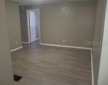 928 9th Avenue S - Photo Thumbnail 5