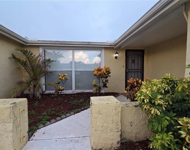 7340 Brentwood Drive - Photo Thumbnail 2