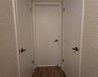 7340 Brentwood Drive - Photo Thumbnail 20