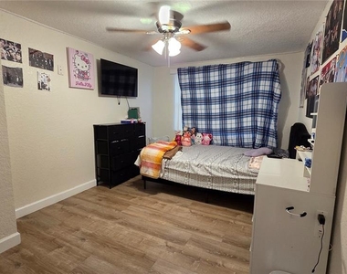 7340 Brentwood Drive - Photo Thumbnail 28