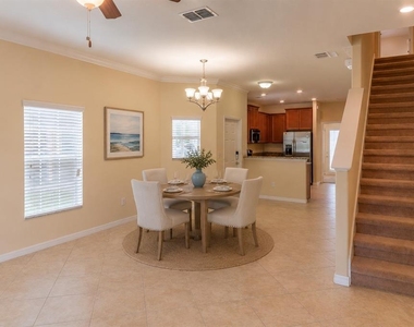 31235 Claridge Place - Photo Thumbnail 3