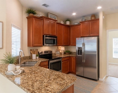 31235 Claridge Place - Photo Thumbnail 5