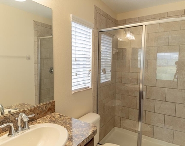 31235 Claridge Place - Photo Thumbnail 18