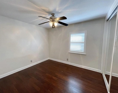 3903 W Corona Street - Photo Thumbnail 13