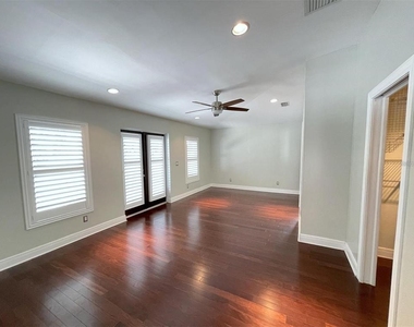 3903 W Corona Street - Photo Thumbnail 9