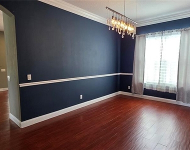 11609 Greensleeve Avenue - Photo Thumbnail 23