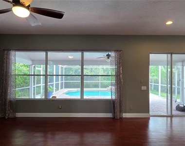 11609 Greensleeve Avenue - Photo Thumbnail 20