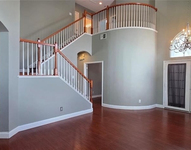 11609 Greensleeve Avenue - Photo Thumbnail 11