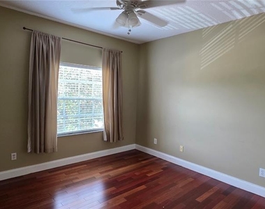 11609 Greensleeve Avenue - Photo Thumbnail 39