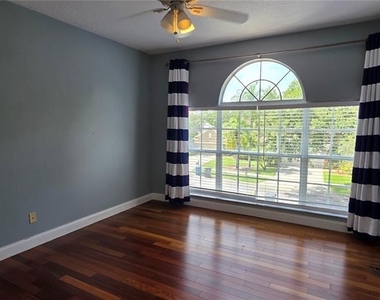 11609 Greensleeve Avenue - Photo Thumbnail 35