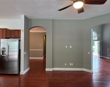 11609 Greensleeve Avenue - Photo Thumbnail 17