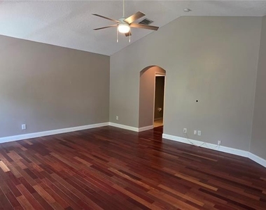 11609 Greensleeve Avenue - Photo Thumbnail 30