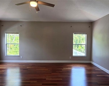 11609 Greensleeve Avenue - Photo Thumbnail 26