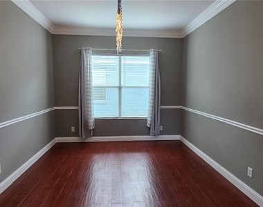 11609 Greensleeve Avenue - Photo Thumbnail 31