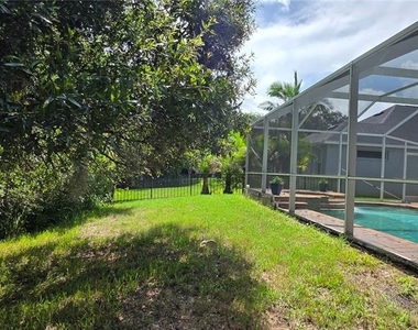 11609 Greensleeve Avenue - Photo Thumbnail 62