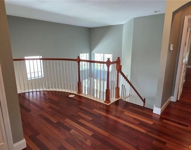 11609 Greensleeve Avenue - Photo Thumbnail 49