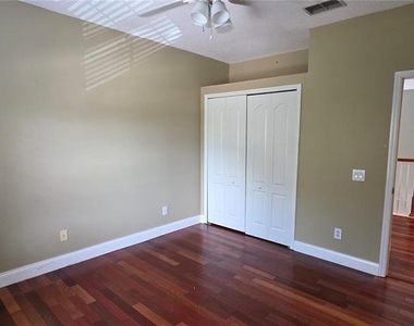 11609 Greensleeve Avenue - Photo Thumbnail 52