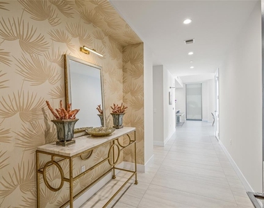 301 1st Street S - Photo Thumbnail 8