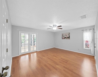 878 Rustic Oaks Drive - Photo Thumbnail 22