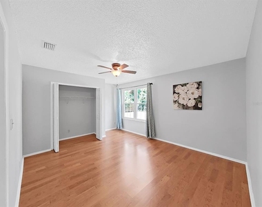 878 Rustic Oaks Drive - Photo Thumbnail 34