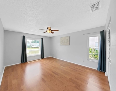 878 Rustic Oaks Drive - Photo Thumbnail 30