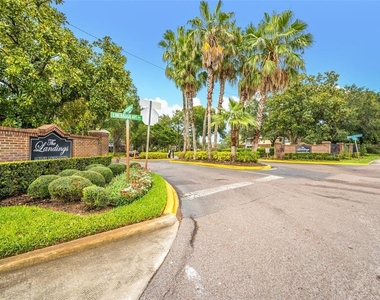 4115 Chatham Oak Court - Photo Thumbnail 18