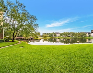 4115 Chatham Oak Court - Photo Thumbnail 19
