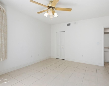 1170 Gulf Boulevard Sw - Photo Thumbnail 26