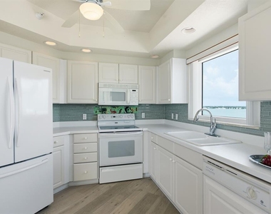 1170 Gulf Boulevard Sw - Photo Thumbnail 14