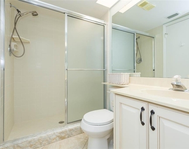 6080 Bahia Del Mar Circle - Photo Thumbnail 20
