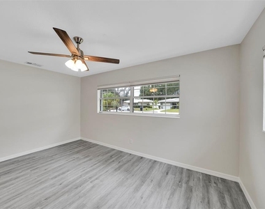 4550 16th Avenue N - Photo Thumbnail 33
