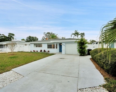 4550 16th Avenue N - Photo Thumbnail 47