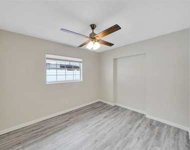 4550 16th Avenue N - Photo Thumbnail 35