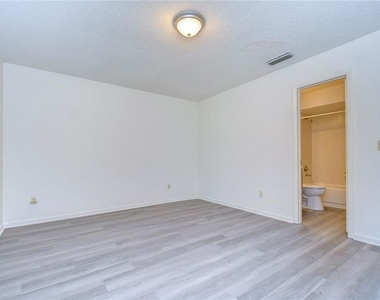 13937 Fletchers Mill Drive - Photo Thumbnail 27