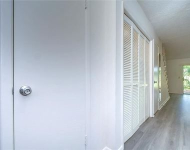13937 Fletchers Mill Drive - Photo Thumbnail 4