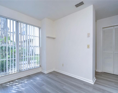13937 Fletchers Mill Drive - Photo Thumbnail 11
