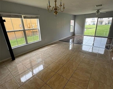 6913 Marble Fawn Place - Photo Thumbnail 5