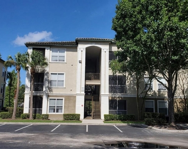 5807 Legacy Crescent Place - Photo Thumbnail 2