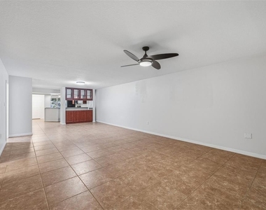2533 Dolly Bay Drive - Photo Thumbnail 13