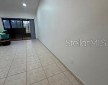 108 Pine Island Circle - Photo Thumbnail 2