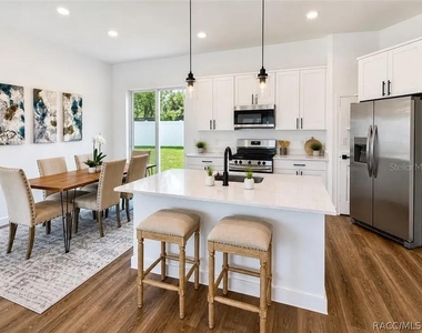 9509 N Old Mill Way - Photo Thumbnail 5