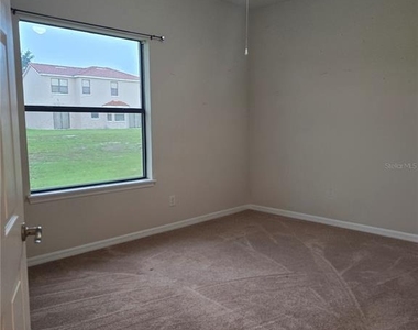 1852 Coriander Dr - Photo Thumbnail 3
