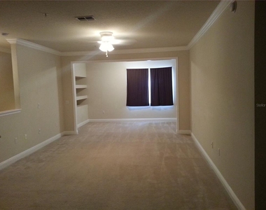 200 Southern Pecan Circle - Photo Thumbnail 13
