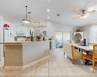 411 Mallard Way - Photo Thumbnail 5