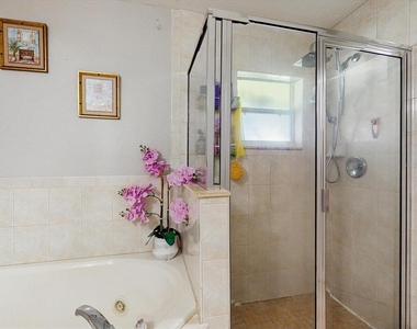 411 Mallard Way - Photo Thumbnail 16