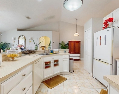 411 Mallard Way - Photo Thumbnail 4