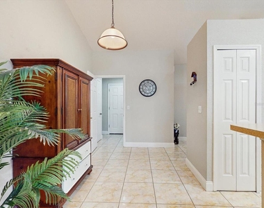 411 Mallard Way - Photo Thumbnail 9